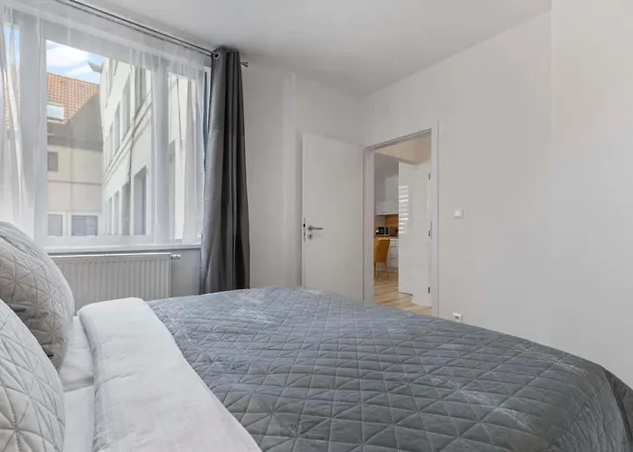 Apartament Be A Neighbour To The President Bratislava