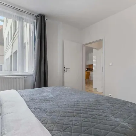 Appartamento Be A Neighbour To The President Bratislava