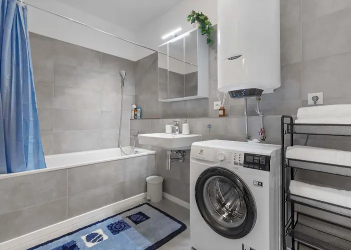 شقة Be A Neighbour To The President *